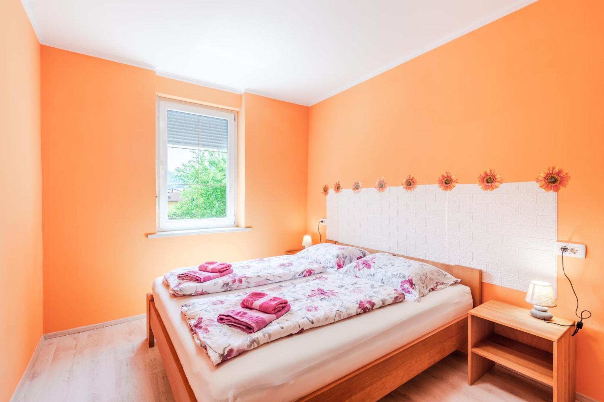Apartments Orhideja Толмин Экстерьер фото