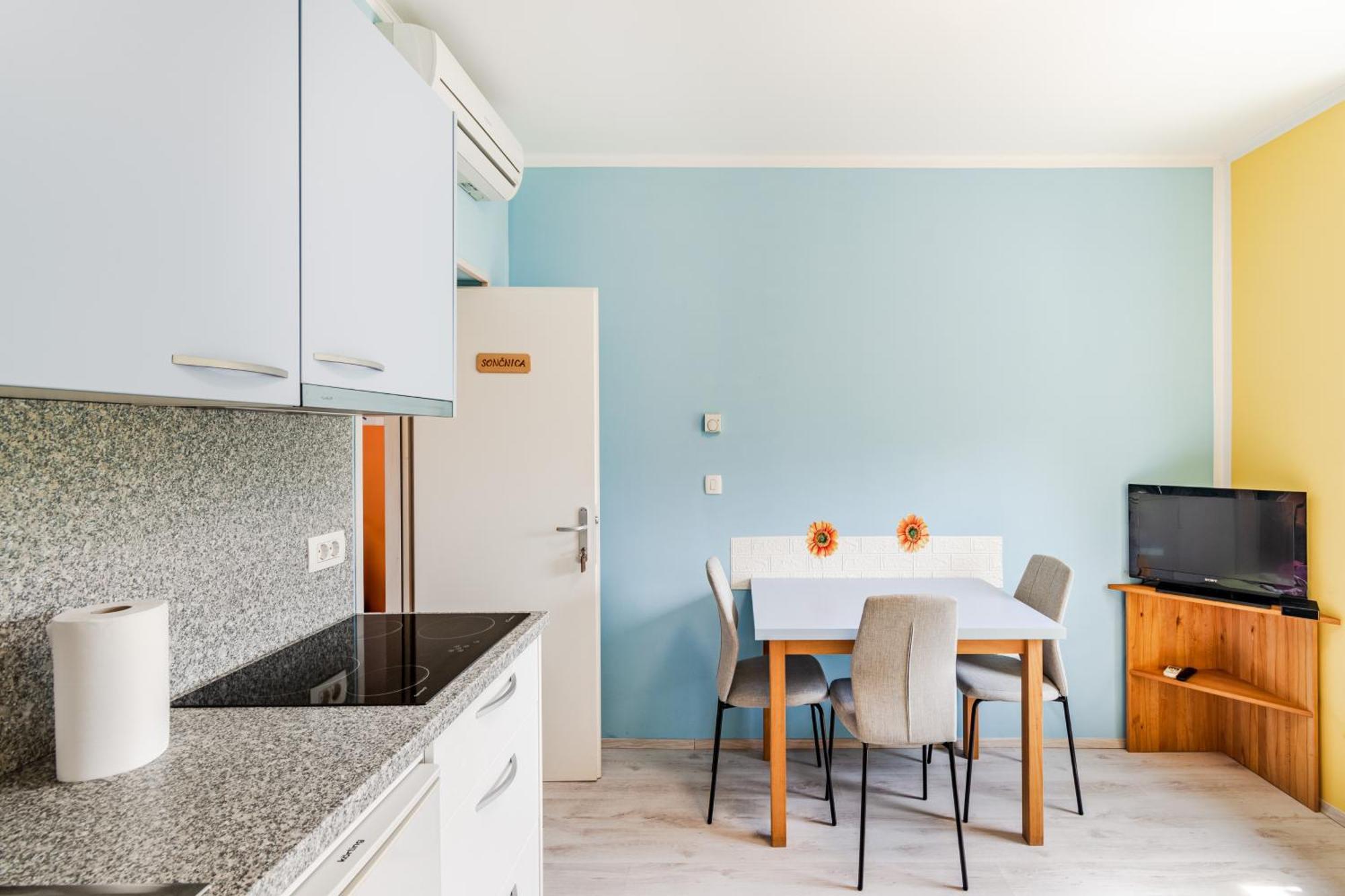 Apartments Orhideja Толмин Экстерьер фото